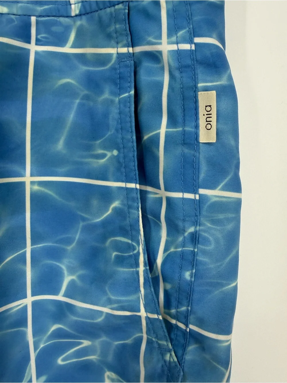 Onia The Calder Swim Trunks Men 32‎ Blue Pool Water Grid Tile Board Shorts 7.5”